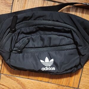 Preloved Adidas Black BeltBag